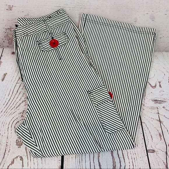 Lavie Boheme Pants - Lavie Boheme high rise Capri stripe pants size 6